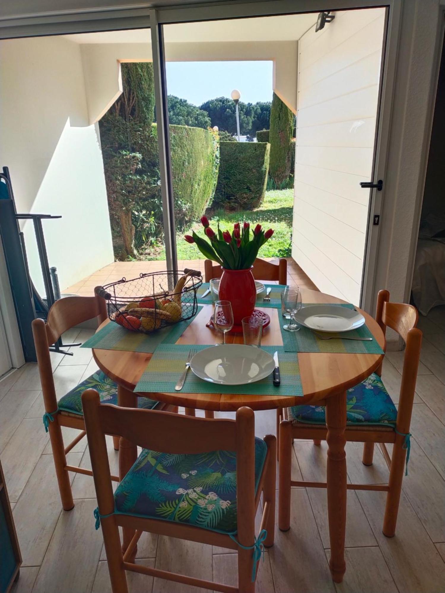 Royan, Vaux Sur Mer, Quartier Pontaillac, 2 Pas Des Plages Exterior foto
